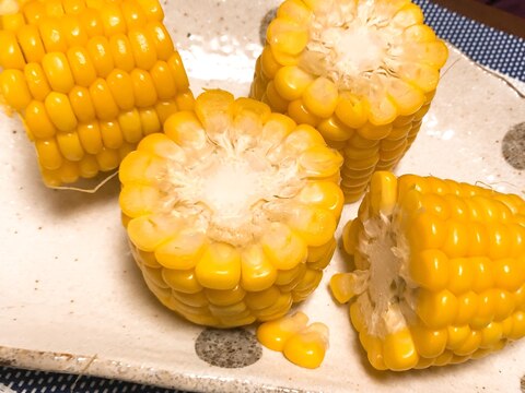 世界で1番簡単なとうもろこしの食べ方